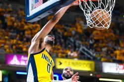 HuaTiHui-关于雷霆险胜鹈鹕，布克点燃赛场的信息