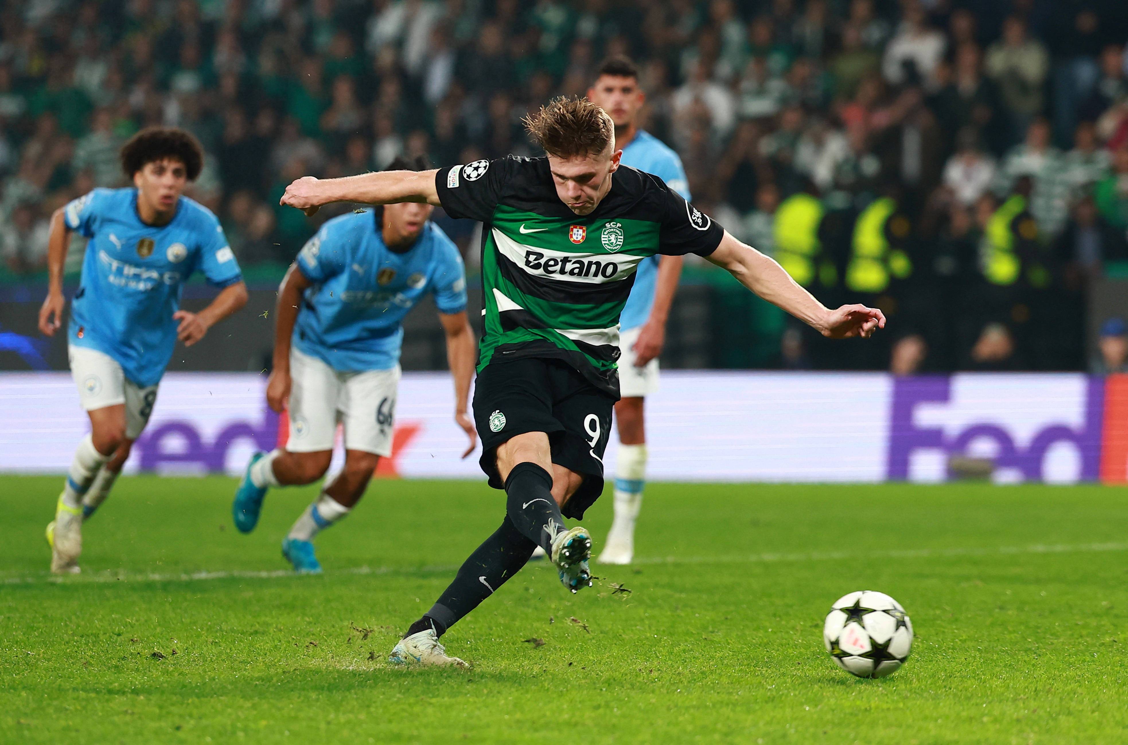 梅西锋霸表现抢眼，助巴萨取得胜利