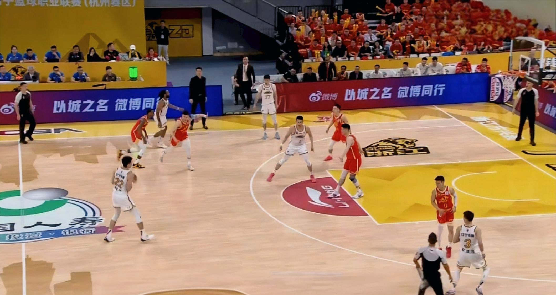 辽宁男篮主场胜广厦CBA常规赛4战全胜